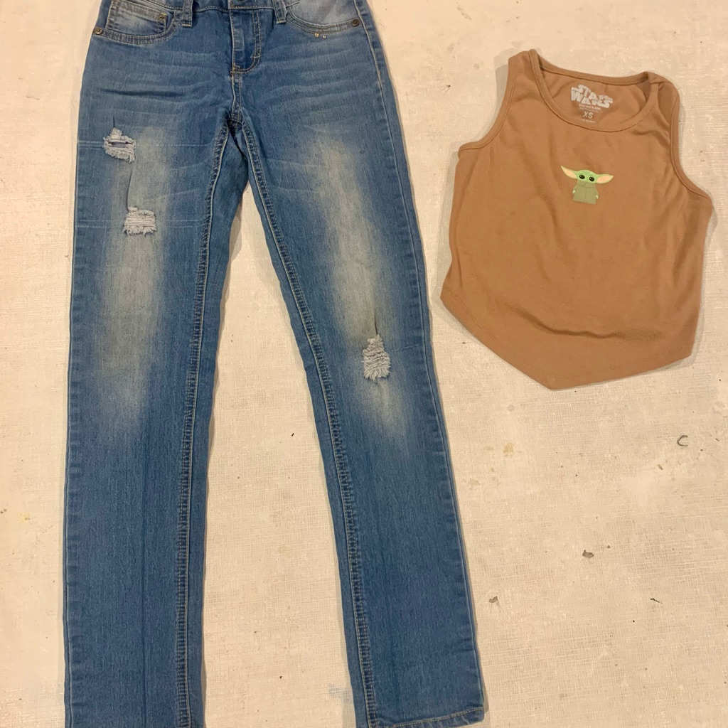 Girl’s Blue Distressed Jeans And Tank
